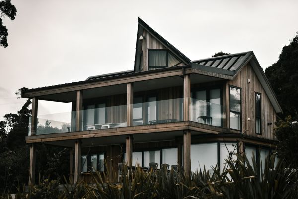 Transformation d'une maison landaise : style et élégance moderne